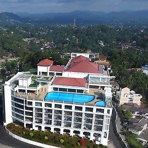 The Grand Kandyan Отель