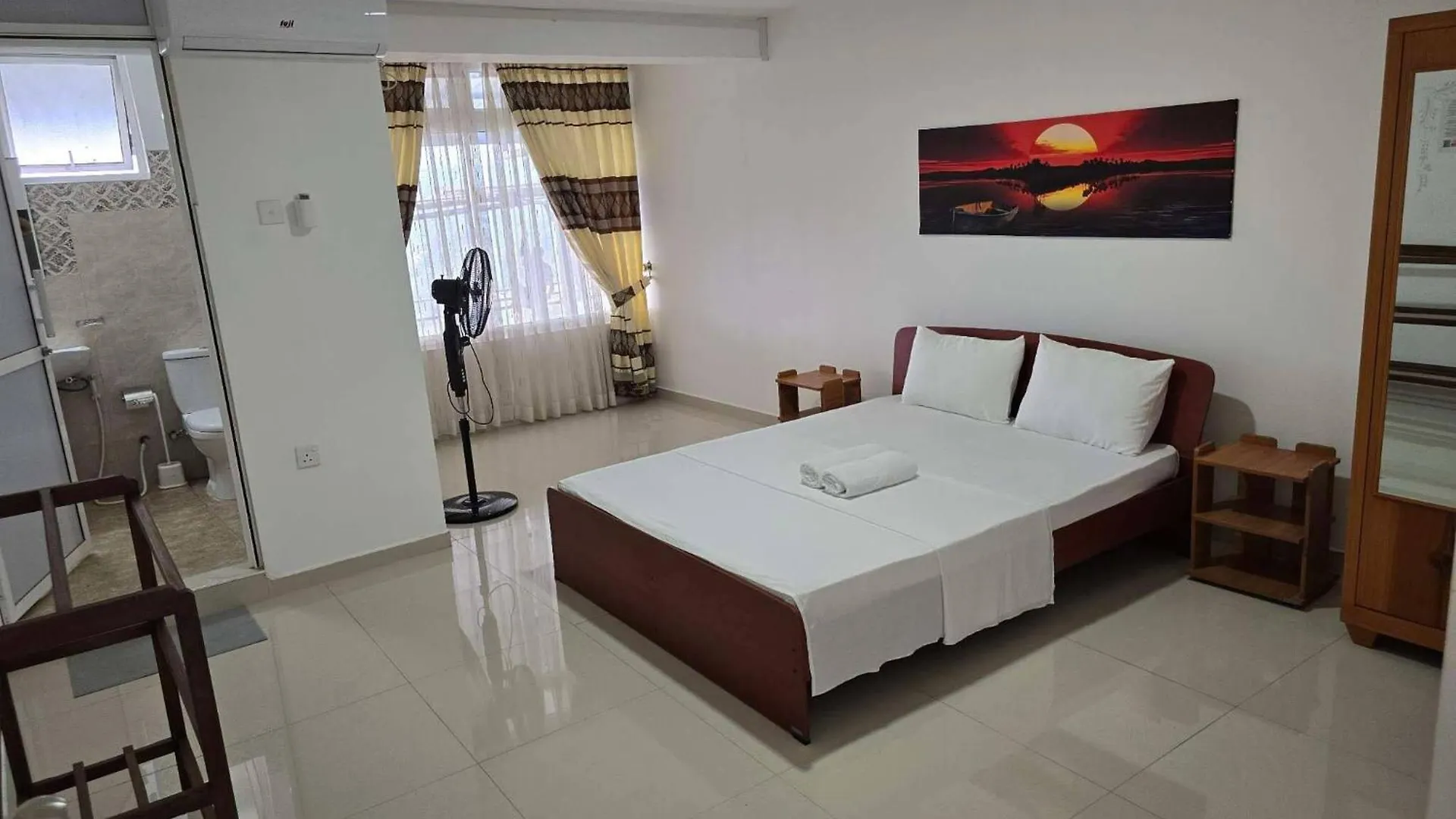 Room In Guest Room Kandy
